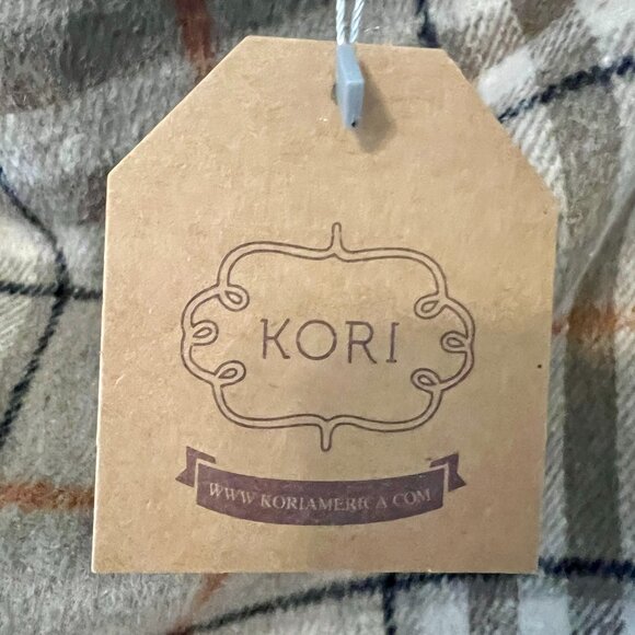 NWT Plaid Mini Skirt Size Medium - Picture 5 of 5